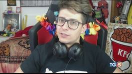 Re dei videogiochi ma guai col fisco thumbnail