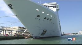 Venezia, Grandi navi thumbnail