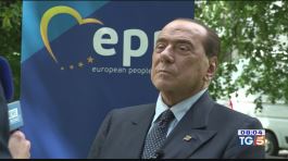 Berlusconi: "Governo isolato" thumbnail
