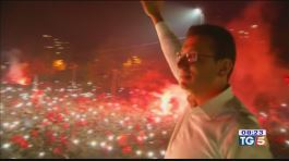 Schiaffo a Istanbul vince l'opposizione thumbnail