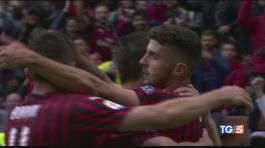 Gli affari del calcio mercato thumbnail