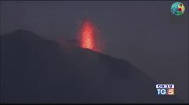 Cenere dall'Etna, areoporti a singhiozzo thumbnail