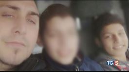 Video-selfie alla guida morto anche fratellino thumbnail