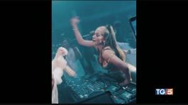 Jennifer Lopez festeggia 50 anni thumbnail