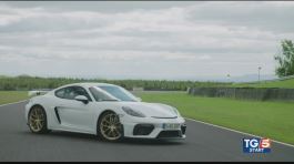 La Porsche Cayman Gt4 thumbnail