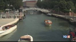 Venezia: targhe alterne contro caos in laguna thumbnail