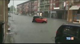 Tempesta di fulmini. Stromboli fa paura thumbnail