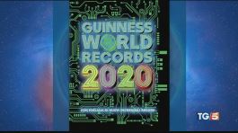 Libro dei record 2019, folli imprese e primati thumbnail