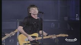 Mick Jagger rinvia il tour per problemi di salute thumbnail