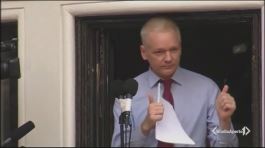 Assange arrestato a Londra thumbnail