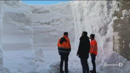 Muri di neve fino a 21 metri thumbnail