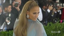 J.Lo, splendida 50enne thumbnail