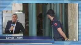 Si getta nel vuoto con la figlia thumbnail
