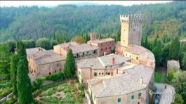 Il castello di Gargonza thumbnail