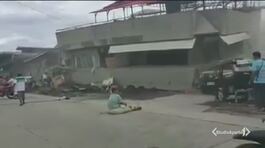 Un sisma devasta le Filippine thumbnail