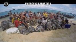 GASTON ZAMA: La plastica soffoca spiagge e mari: l'emergenza e come combatterla thumbnail