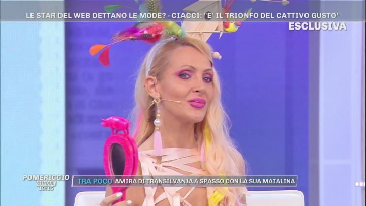 Alisha Io Picchio Gli Uomini Pomeriggio Cinque Video Mediaset Play