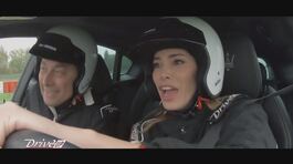 Aida Yespica al volante della Maserati Levante thumbnail