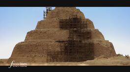 Egitto: verso il centro della piramide di Djoser thumbnail