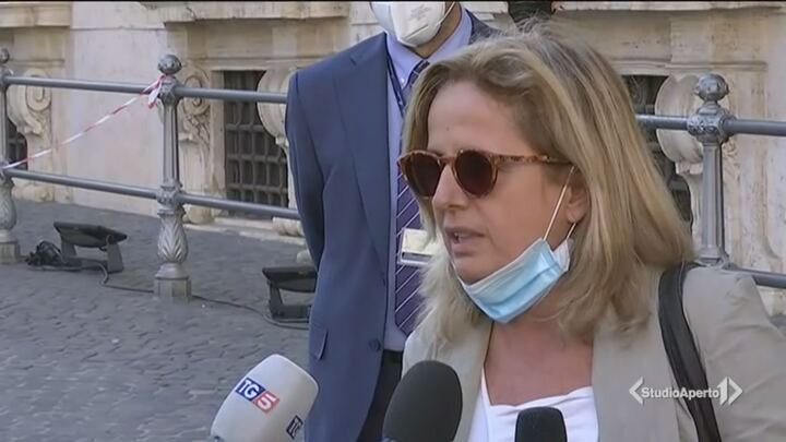 Conte Dai Pm Conte Ascoltato Dai Pm Studio Aperto Video Mediaset Play