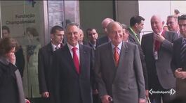 Juan Carlos dice addio alla Spagna thumbnail