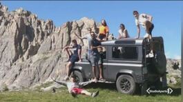 Auto nel burrone, strage di ragazzi thumbnail