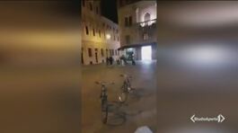 Spari tra gente a Reggio Emilia thumbnail