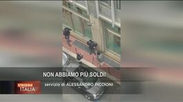 Italia chiusa per virus: dai balconi alle tensioni thumbnail