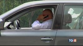 "Al telefono in auto, patente sospesa" thumbnail