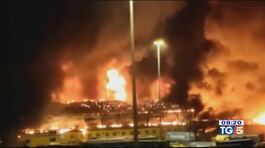 Incendio ad Ancona, scuole e parchi chiusi thumbnail