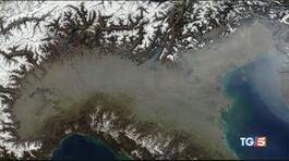 Smog, l'Italia soffoca. Ma i divieti servono? thumbnail