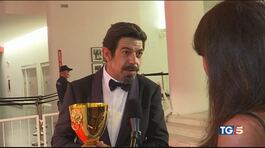 Pierfrancesco Favino torna al cinema con il film "Padre nostro" thumbnail