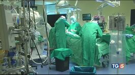 Medici aggrediti in sala operatoria thumbnail
