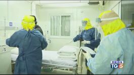 636 morti in Cina 30mila casi sospetti thumbnail