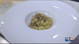 Tortellini bolognesi con fegato d'oca e crema di parmigiano thumbnail