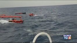Naufragio in Mar Libico, almeno 74 annegati thumbnail