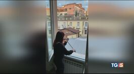 Tra applausi e canzoni l'Italia non si arrende thumbnail