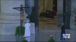 "Ti imploriamo Signore" il Papa per il mondo thumbnail