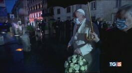 Il Papa a sorpresa per l'Immacolata thumbnail