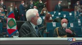 Mattarella ai nostri militari: indispensabili anche contro la pandemia thumbnail