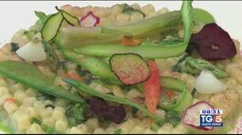 Gusto Verde: tubettini alle verdure con polvere di lampone thumbnail