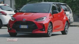 Toyota Yaris Hibrid thumbnail