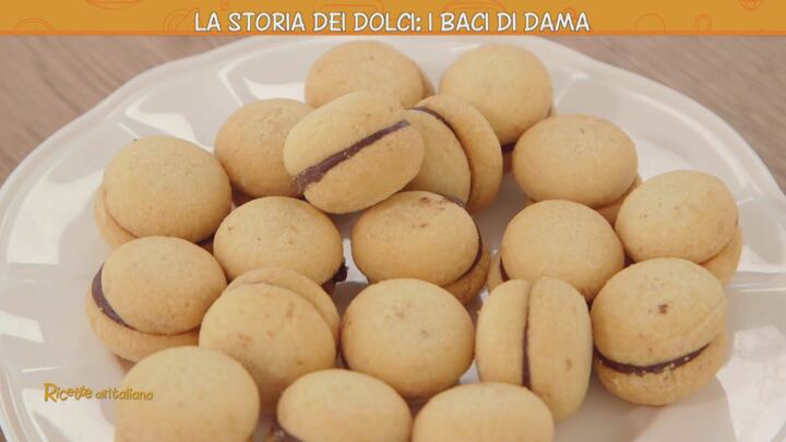 La Storia Dei Dolci I Baci Di Dama Ricette All Italiana Video Mediaset Play