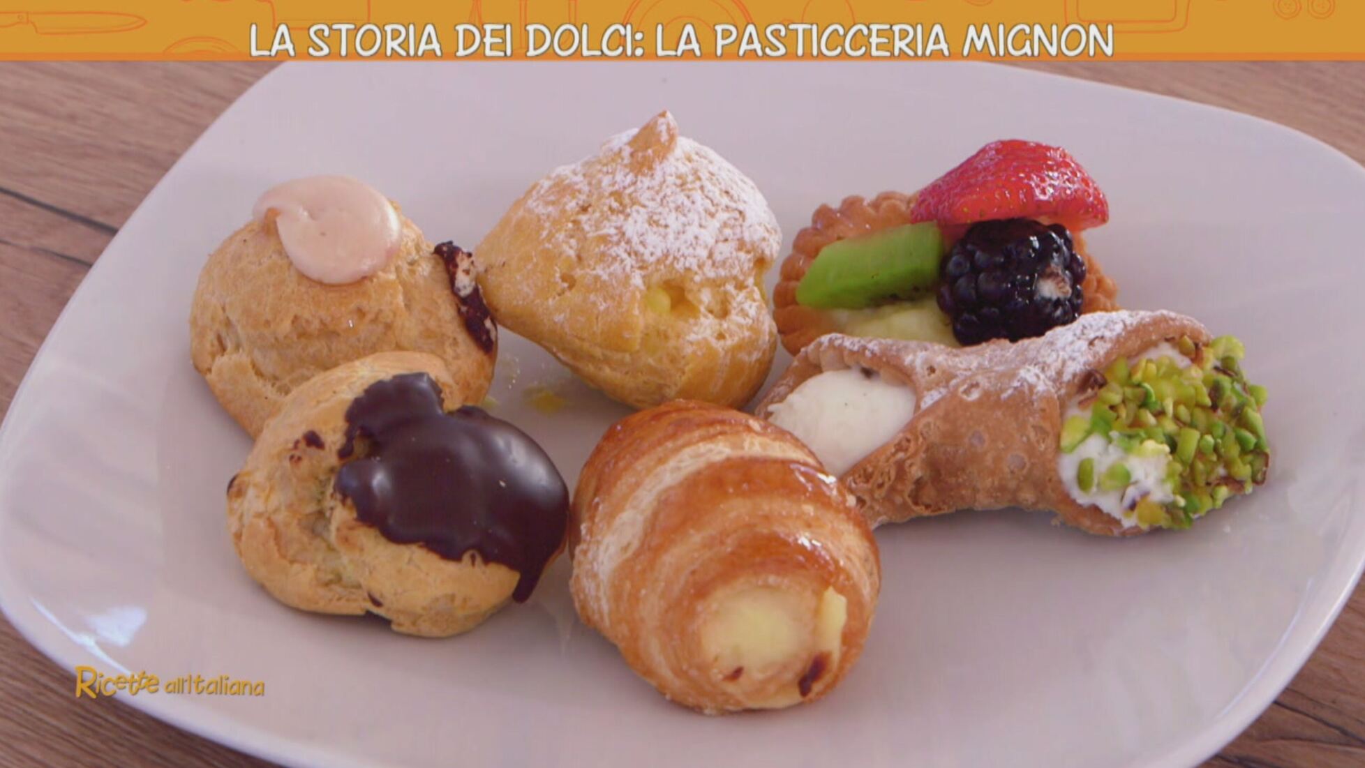 La Storia Dei Dolci La Pasticceria Mignon Ricette All Italiana Video Mediaset Play