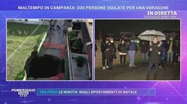 Giugliano, maltempo in Campania: 200 persone isolate per una voragine thumbnail