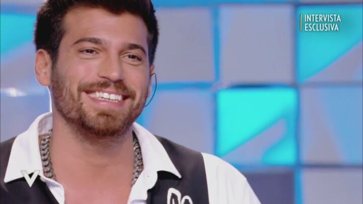 Can Yaman L Intervista Integrale Verissimo Video Mediaset Play