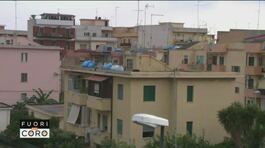 Calabria, cisterne di acqua sui tetti thumbnail