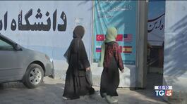 Taliban contro le donne, vietato anche lo sport thumbnail