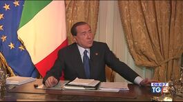 Berlusconi: "Basta manovre di palazzo mentre il paese soffre per la pandemia" thumbnail