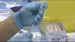 Vaccini e ritardi la Ue alza la voce thumbnail